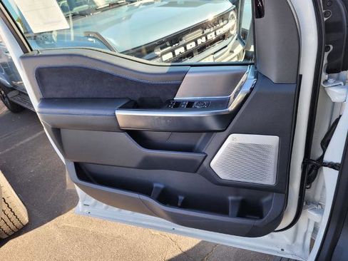 New 2025 Ford F150 Platinum w/ Equipment Group 702A High image 12