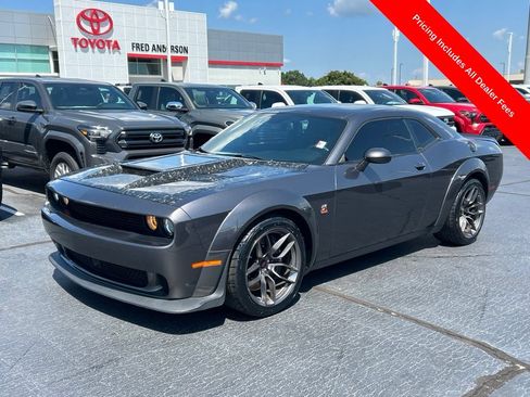 Used 2022 Dodge Challenger R/T Scat Pack RWD image 1