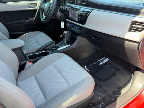 Used 2016 Toyota Corolla LE image 12