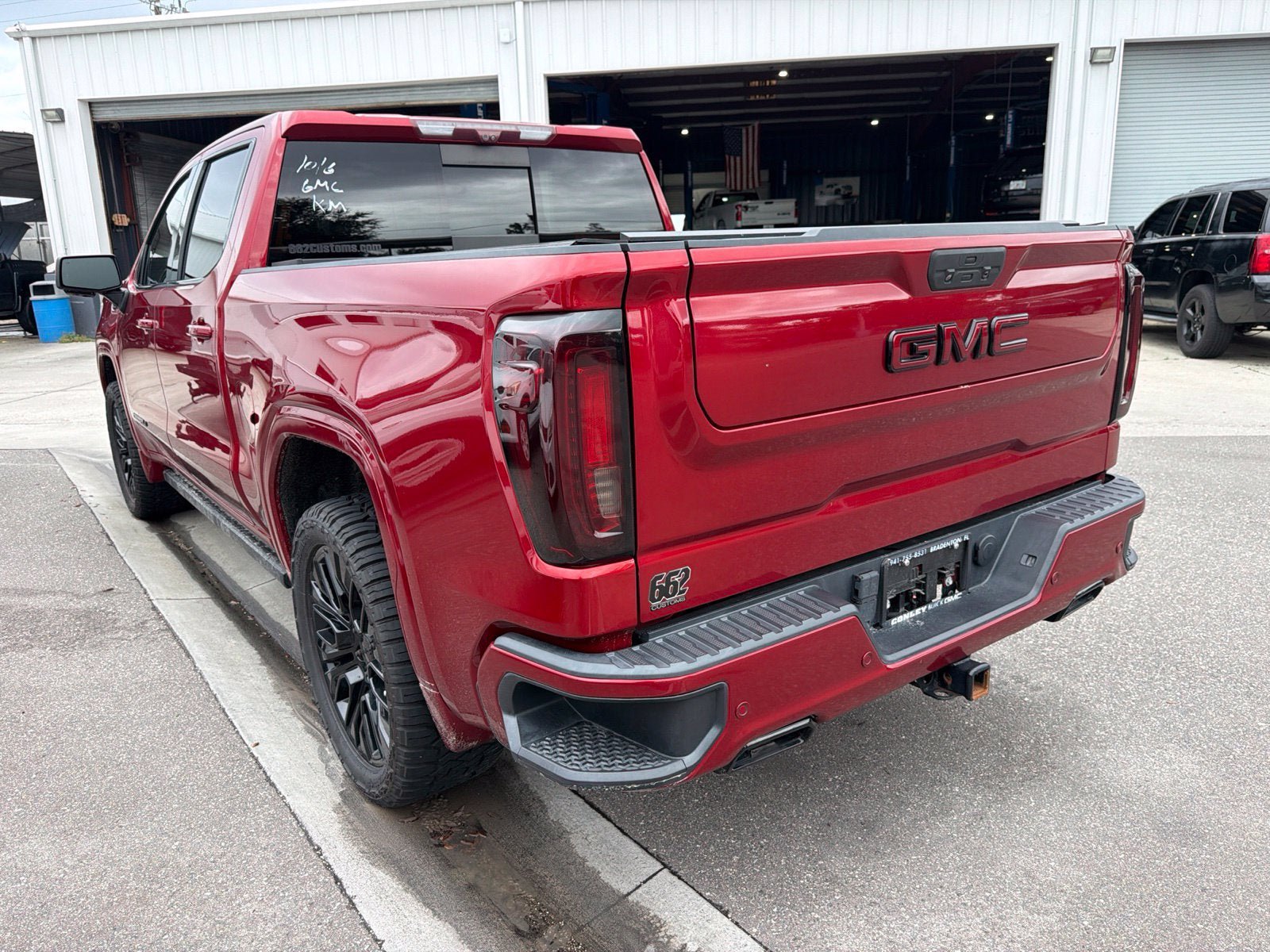 Used 2021 GMC Sierra 1500 Denali w/ Denali Ultimate Package AWD/4WD image 13