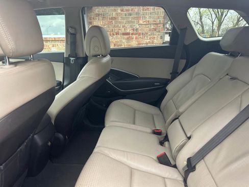 Used 2013 Hyundai Santa Fe GLS image 21