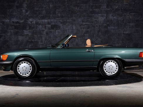 Used 1989 Mercedes-Benz 560 SL image 13