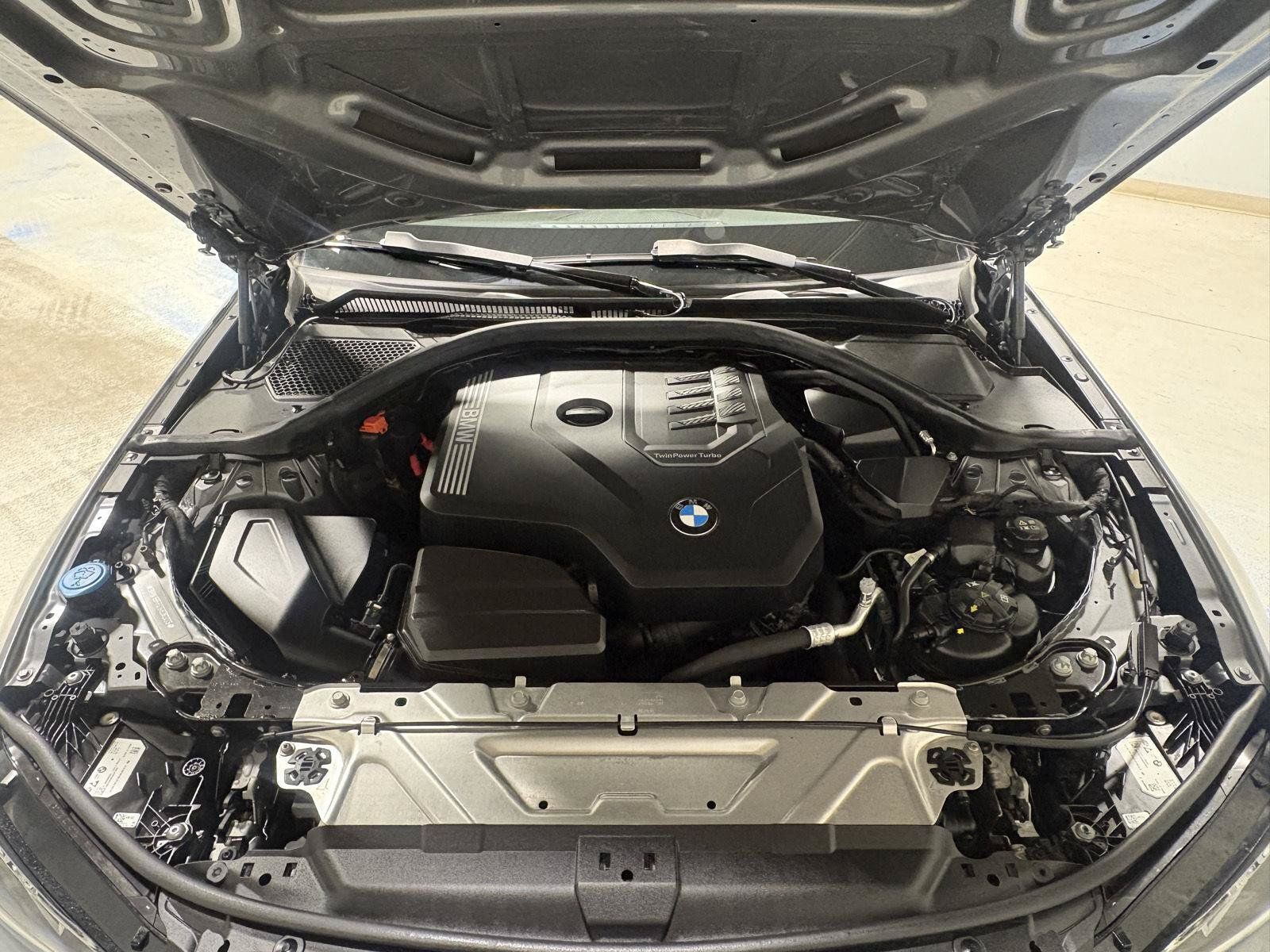 Used 2024 BMW 330i xDrive Sedan w/ Convenience Package AWD/4WD image 27