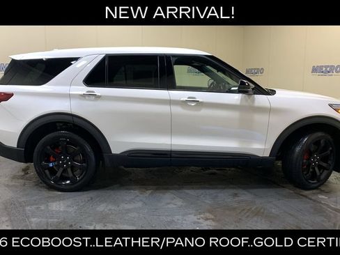 Certified 2022 Ford Explorer ST w/ Equipment Group 401A AWD/4WD image 2