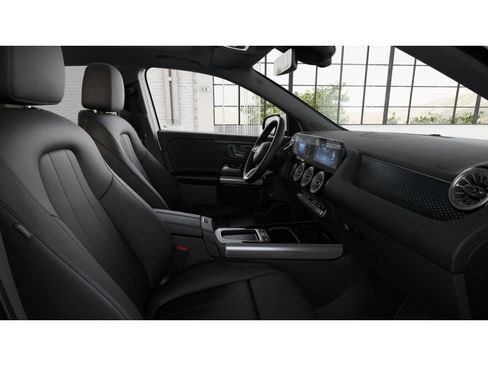 New 2025 Mercedes-Benz GLA 250 image 4