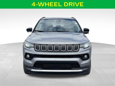 Used 2022 Jeep Compass Limited AWD/4WD image 3