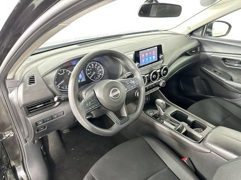 Used 2025 Nissan Sentra S FWD image 17