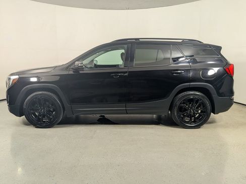 Used 2019 GMC Terrain SLT w/ Preferred Package FWD image 4