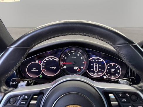 Used 2020 Porsche Panamera image 19