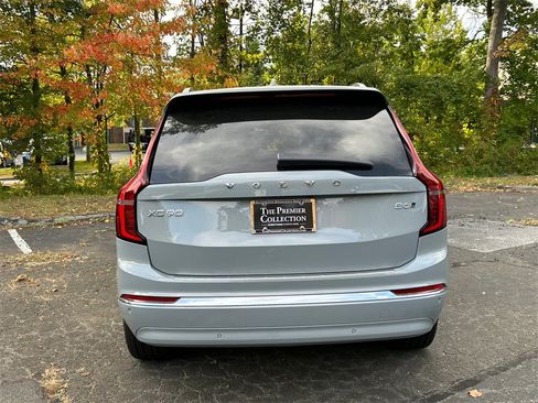 New 2026 Volvo XC90 B6 Plus w/ Protection Package Premier image 3