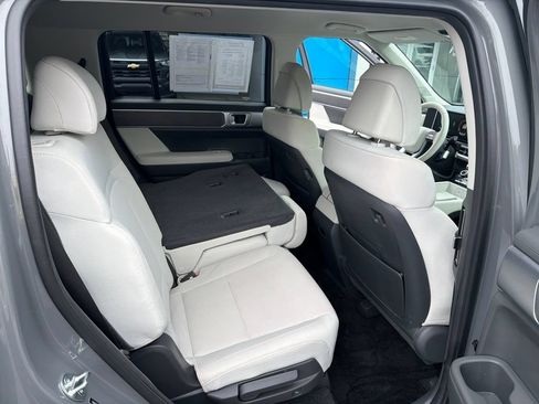 Used 2024 Hyundai Santa Fe SE FWD image 22
