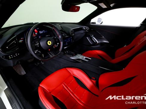Used 2025 Ferrari 12Cilindri RWD image 11