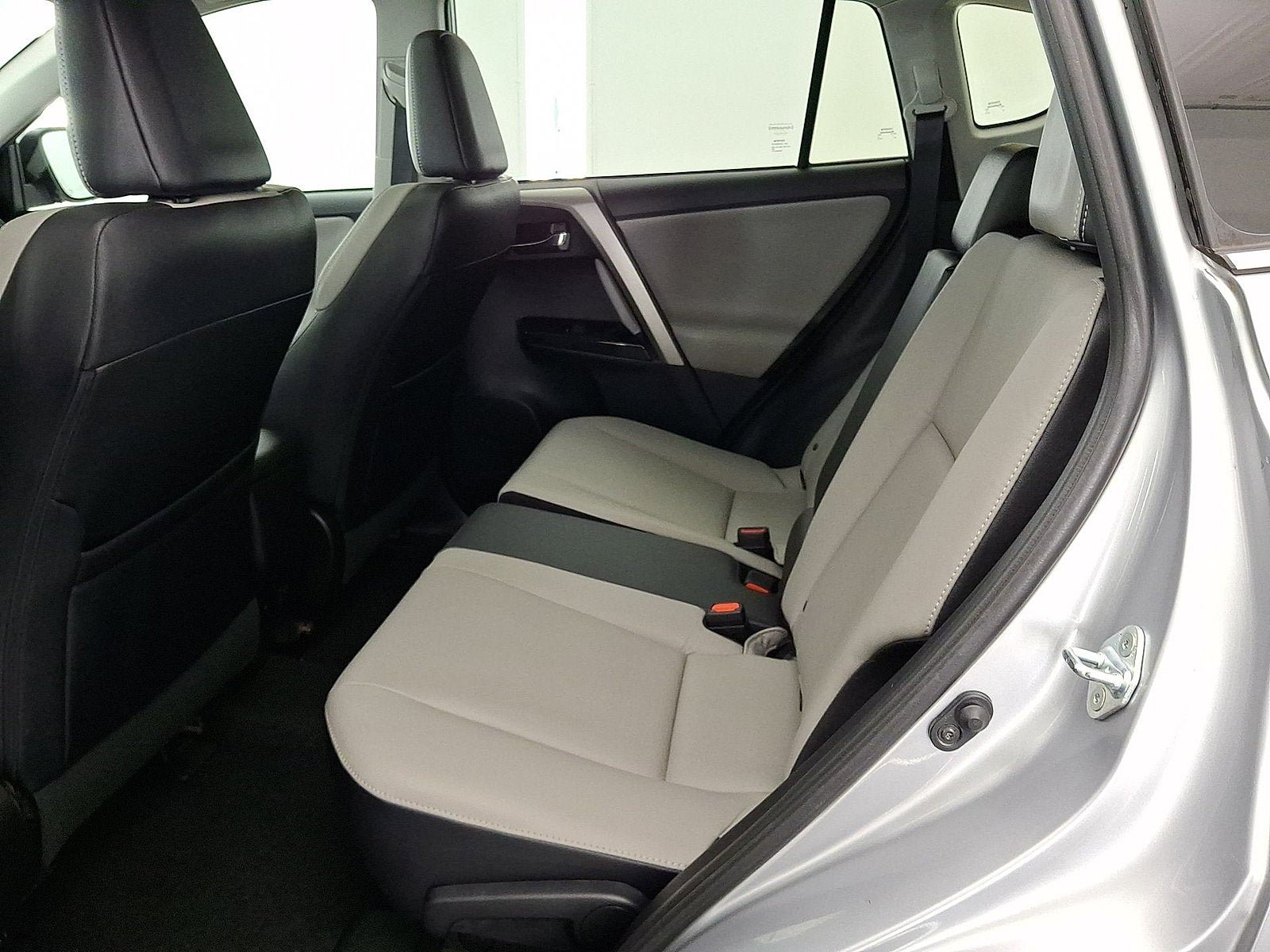 Certified 2016 Toyota RAV4 Limited AWD/4WD image 12