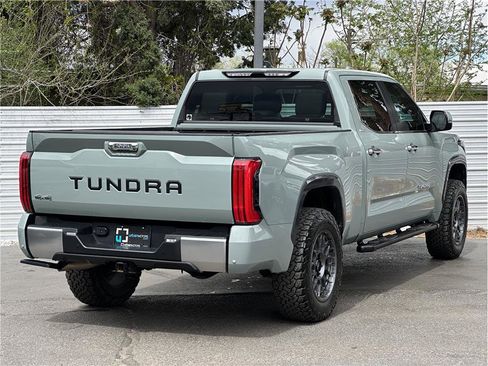 Used 2024 Toyota Tundra Limited w/ Power Package AWD/4WD image 10