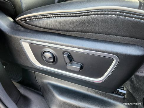 Used 2023 RAM 1500 Laramie image 31