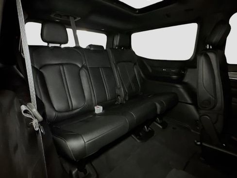New 2026 Jeep Grand Wagoneer Limited image 31