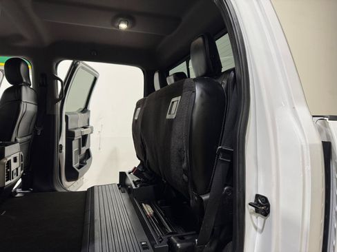 Used 2018 Ford F250 Lariat w/ Chrome Package AWD/4WD image 18