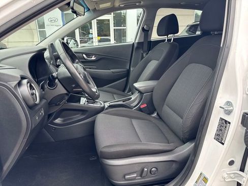 Certified 2023 Hyundai Kona SEL w/ Convenience Package AWD/4WD image 6