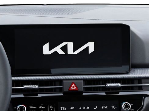 New 2026 Kia Sportage EX image 20