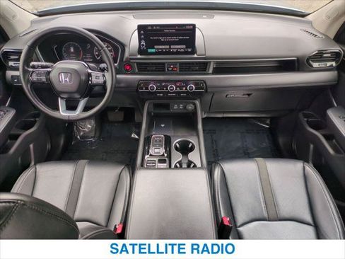 Used 2023 Honda Pilot Touring image 21