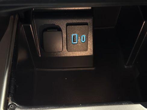 Used 2020 Ford Explorer ST w/ Premium Technology Package AWD/4WD image 36