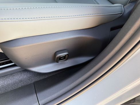 New 2026 Volvo EX30 Plus w/ Climate Package AWD/4WD image 13