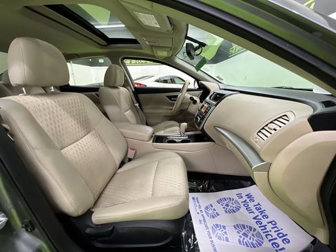 Used 2017 Nissan Altima 2.5 SV w/ Convenience Package FWD image 29