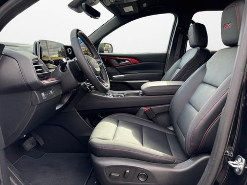 New 2026 Chevrolet Traverse Z71 w/ Enhanced Driving Package image 9