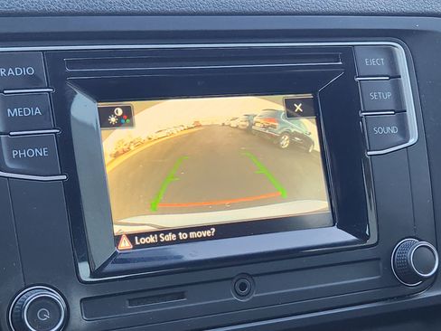 Used 2017 Volkswagen Jetta S w/ Jetta S Cold Weather Package image 28