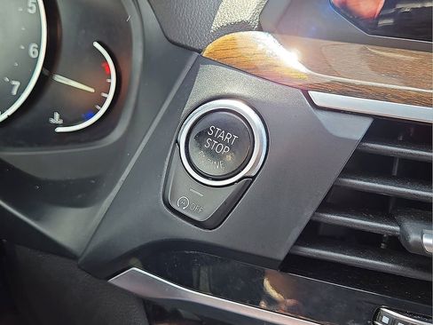 Used 2019 BMW X3 sDrive30i image 32