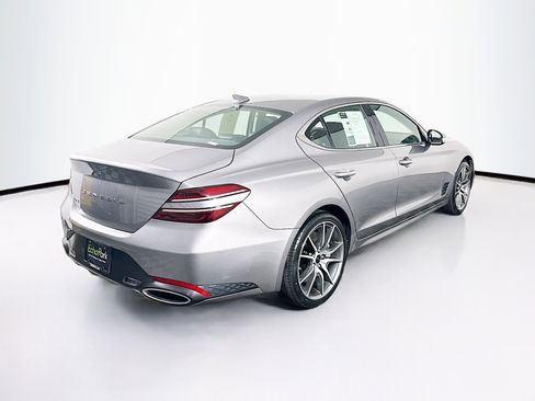 Used 2025 Genesis G70 2.5T image 9