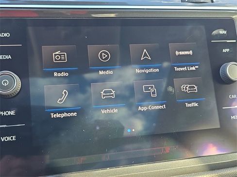 Used 2019 Volkswagen Tiguan SEL Premium image 24