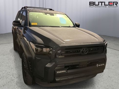 Certified 2025 Toyota 4Runner SR5 RWD image 5