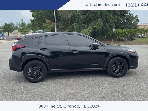 Used 2024 Subaru Crosstrek 2.0i AWD/4WD image 9