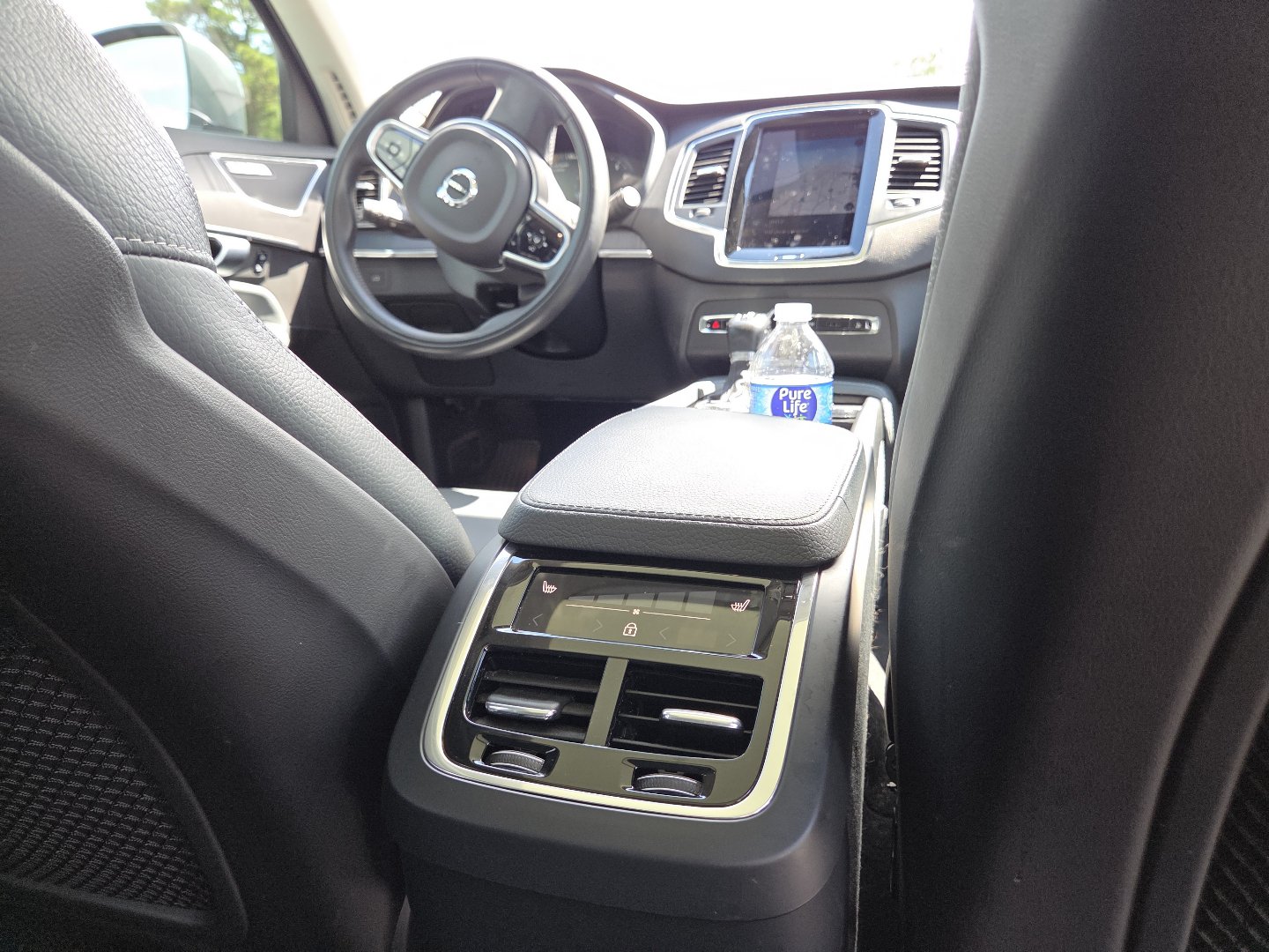 Used 2020 Volvo XC90 T6 Momentum w/ Protection Package Premier AWD/4WD image 24