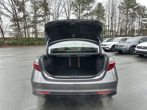 Used 2022 Alfa Romeo Giulia Ti image 36