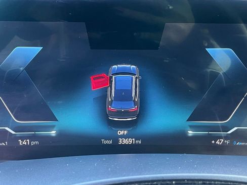 Used 2024 BMW X5 xDrive50e image 18