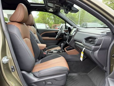 New 2026 Subaru Forester Touring AWD/4WD image 18