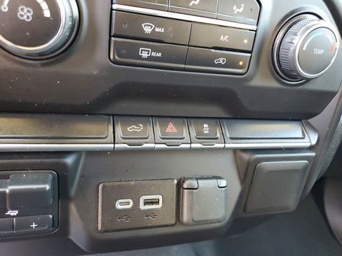 Used 2022 Chevrolet Silverado 2500 Custom w/ Custom Convenience Package image 25