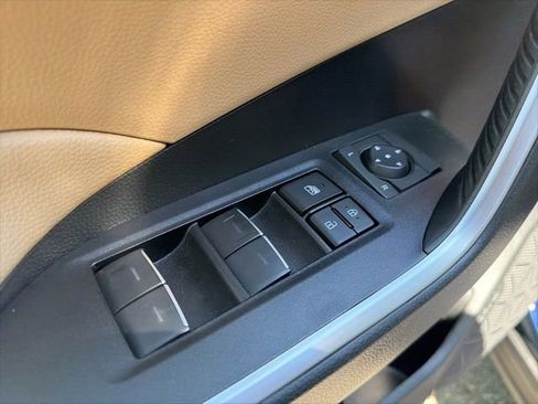 Used 2025 Toyota RAV4 XLE Premium FWD image 12