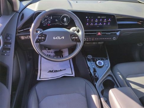 Certified 2024 Kia Niro Wind w/ Wind Preserve Package image 19