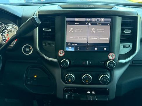 Used 2024 RAM 2500 Big Horn AWD/4WD image 18