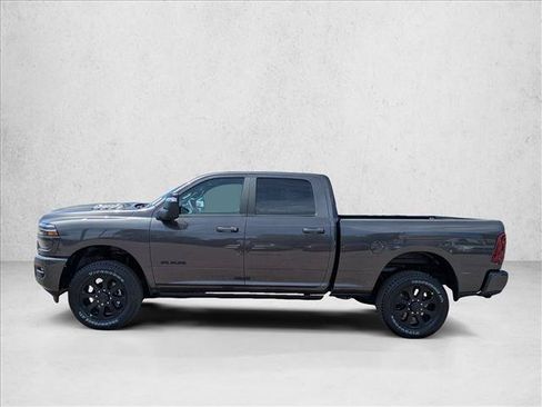 New 2026 RAM 2500 Laramie AWD/4WD image 9