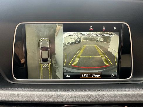 Used 2016 Mercedes-Benz E 400 Sedan image 29