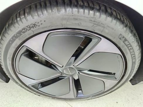 Used 2024 Lucid Air Touring image 59