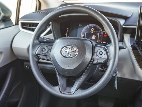 Used 2026 Toyota Corolla LE image 17
