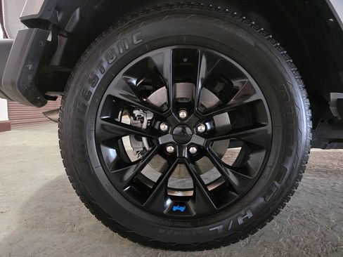Used 2022 Jeep Wrangler Unlimited Sahara AWD/4WD image 26