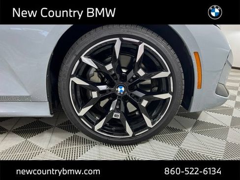 Used 2026 BMW 330i xDrive Sedan w/ M Sport Package AWD/4WD image 9
