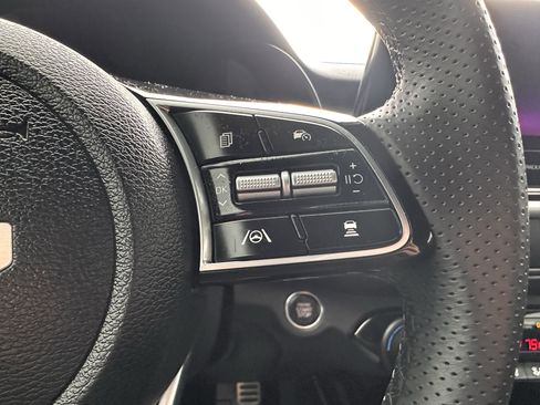 Used 2024 Kia Forte GT-Line w/ GT-Line Premium Package image 10