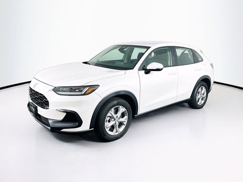 Used 2025 Honda HR-V LX image 3